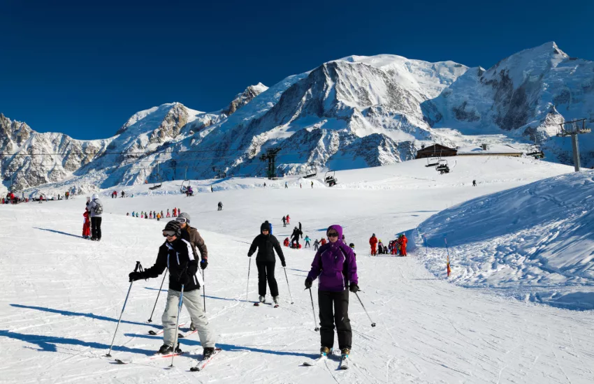 when does ski season start